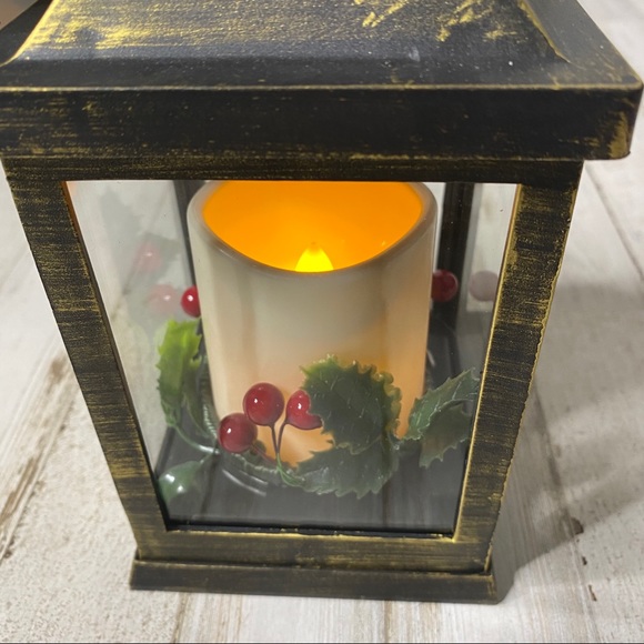 Vintage Rustic LED Christmas Lantern Set of 2 - Picture 8 of 9